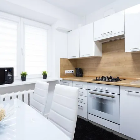 Prospiekt Pobieditieliei 3 * Minsk